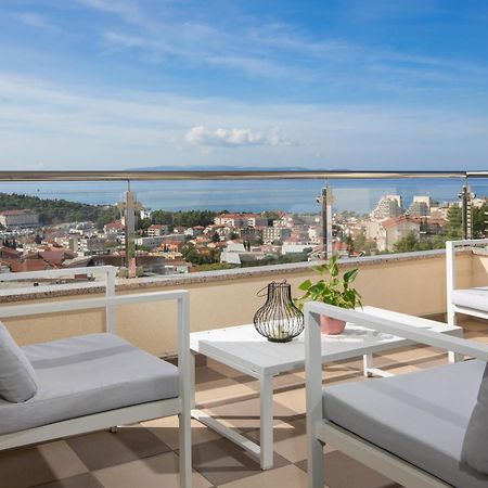 Sea View Apartments Dammi With Free Parking Макарска Экстерьер фото