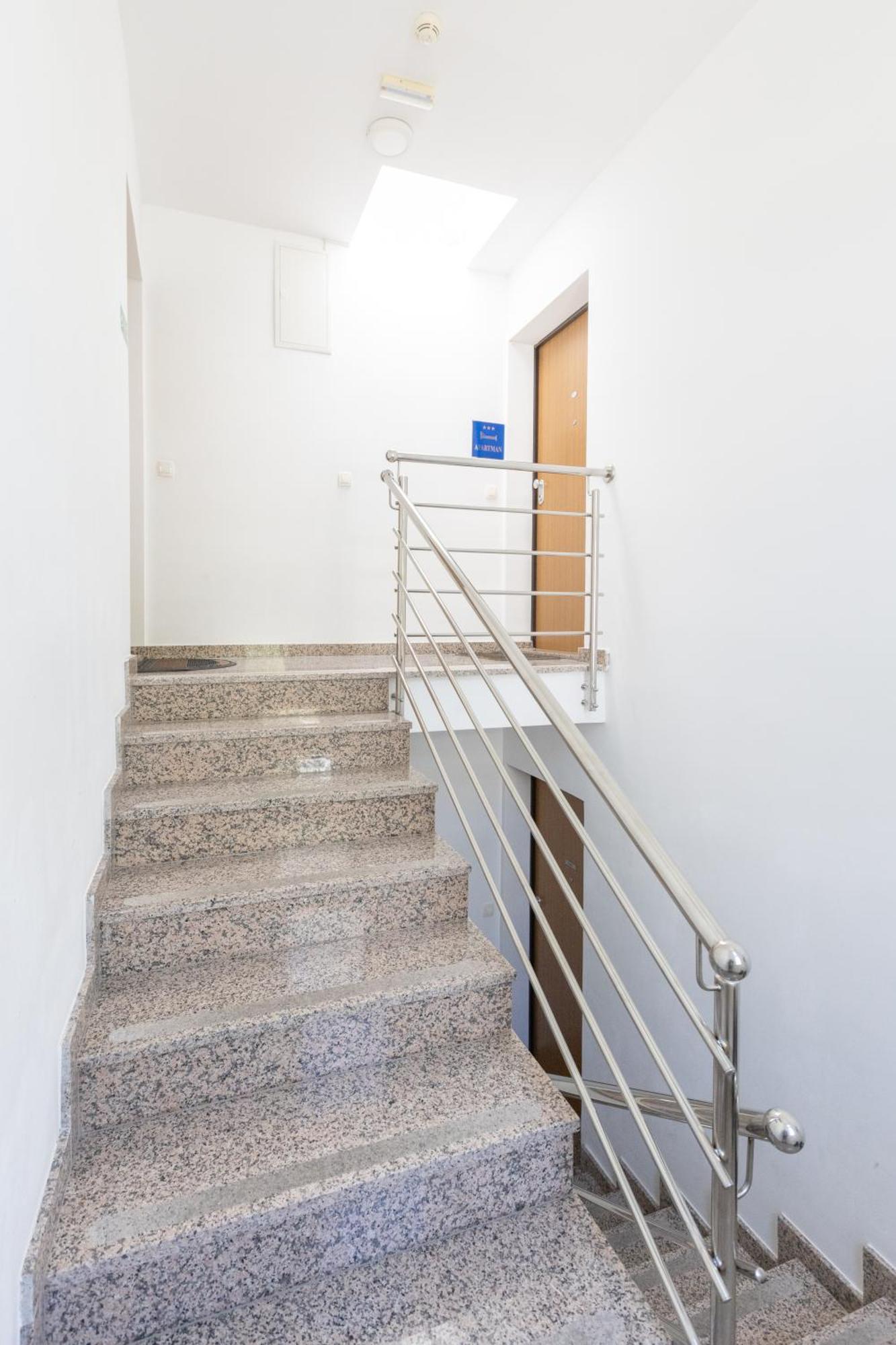 Sea View Apartments Dammi With Free Parking Макарска Экстерьер фото