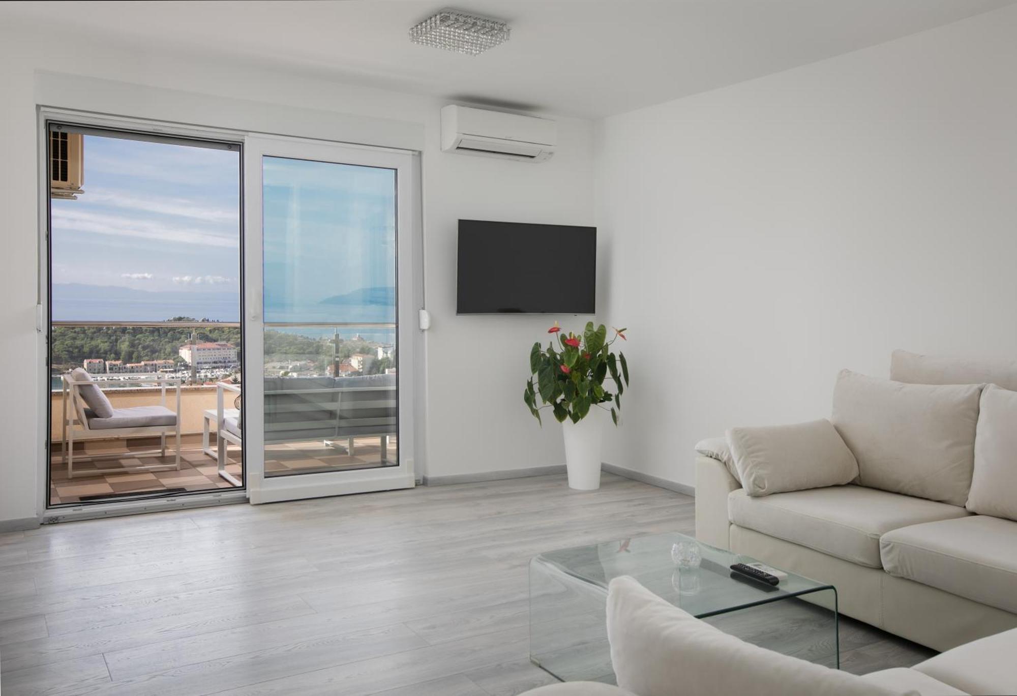 Sea View Apartments Dammi With Free Parking Макарска Экстерьер фото